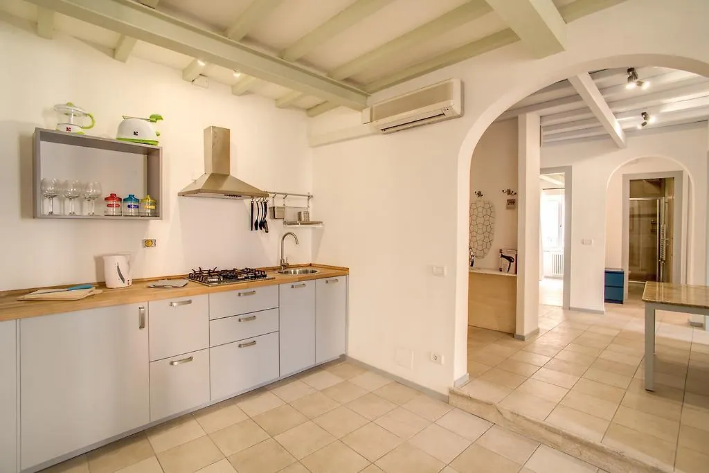 Three Bedroom Apartment Campo dei Fiori Roma